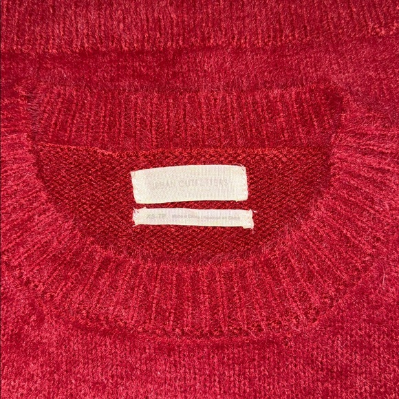 URBAN OUTFITTERS Urban cropped soft red sweater XS - Picture 3 of 9